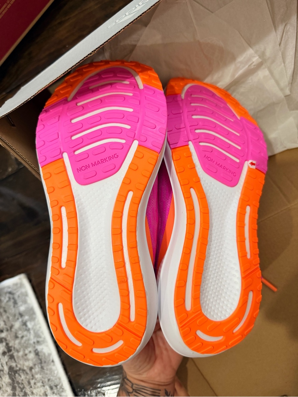 Adidas Pink and Orange Bounce Big Girls (Size 5) Running Shoes - Picture 3 of 4